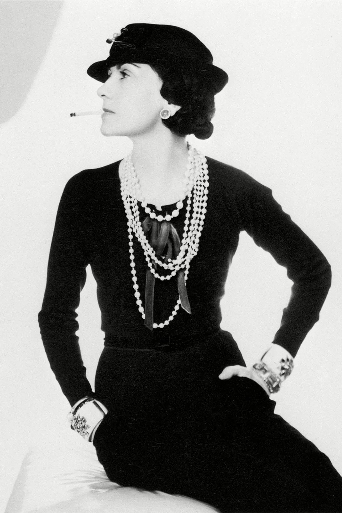 diseñador de moda coco chanel - Cómo se llama la diseñadora de Coco Chanel