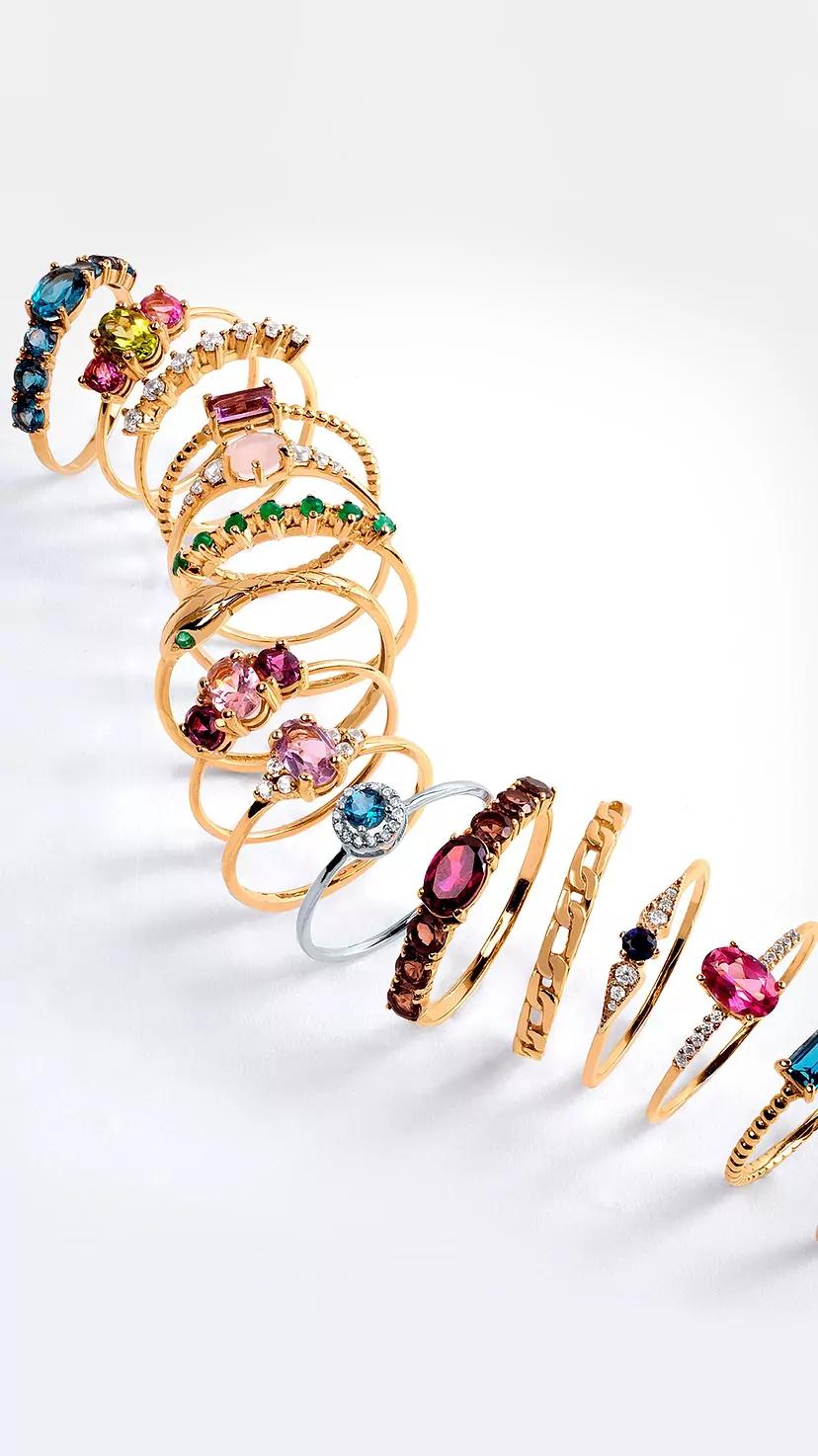 marcas de joyas de moda - Cómo se llama la marca de joyería que es una flor