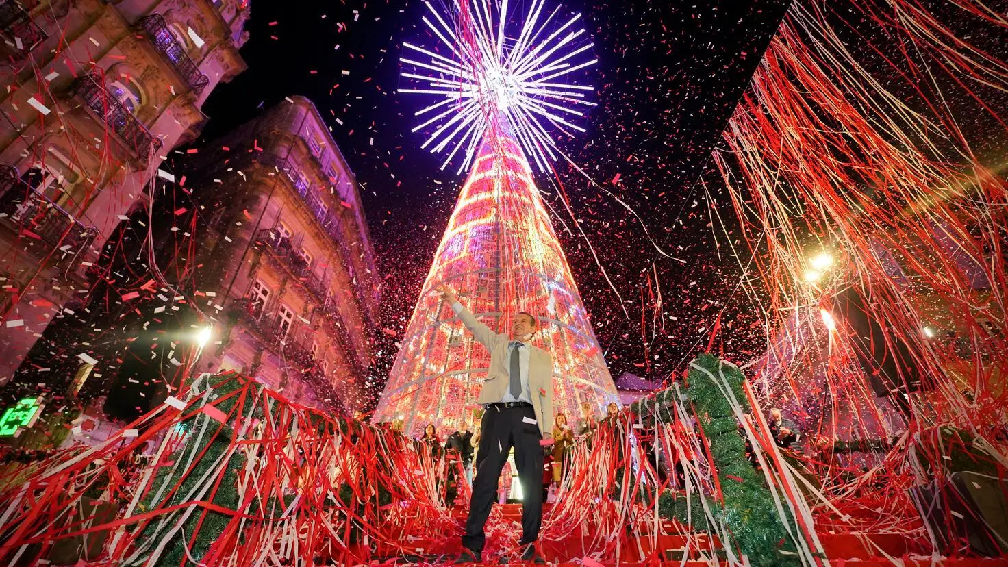arboles de moda - Cuál es el árbol de Navidad más grande de España 2023