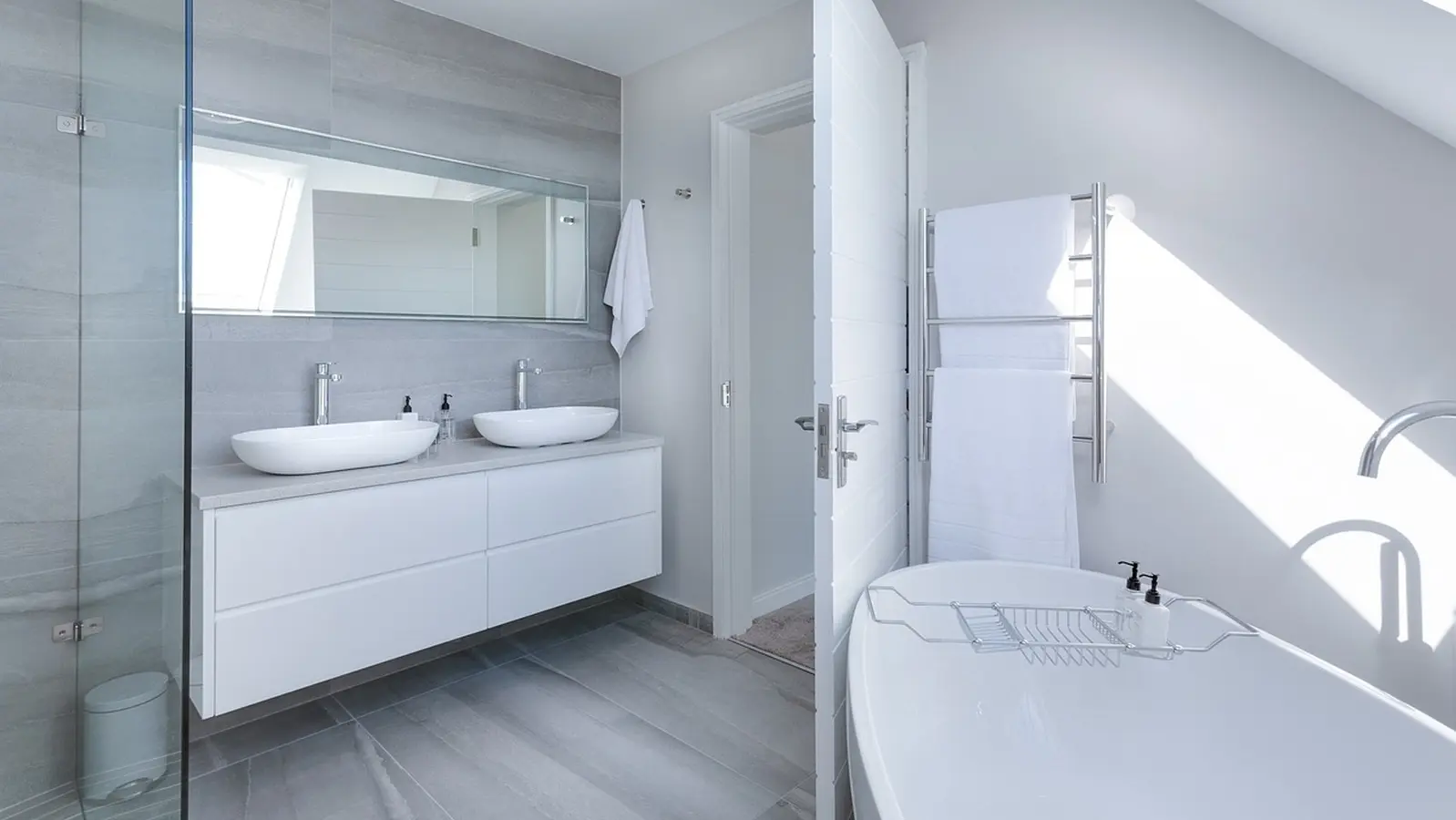 cuartos de baño de moda - Cuál es el baño principal de una casa