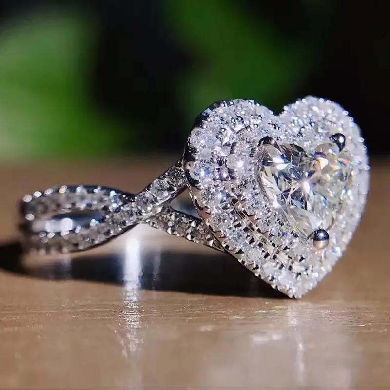 Anillos de moda: la joya perfecta para complementar tu estilo - Dónde se rodó anillos de oro anillo de moda - Dónde se rodó anillos de oro