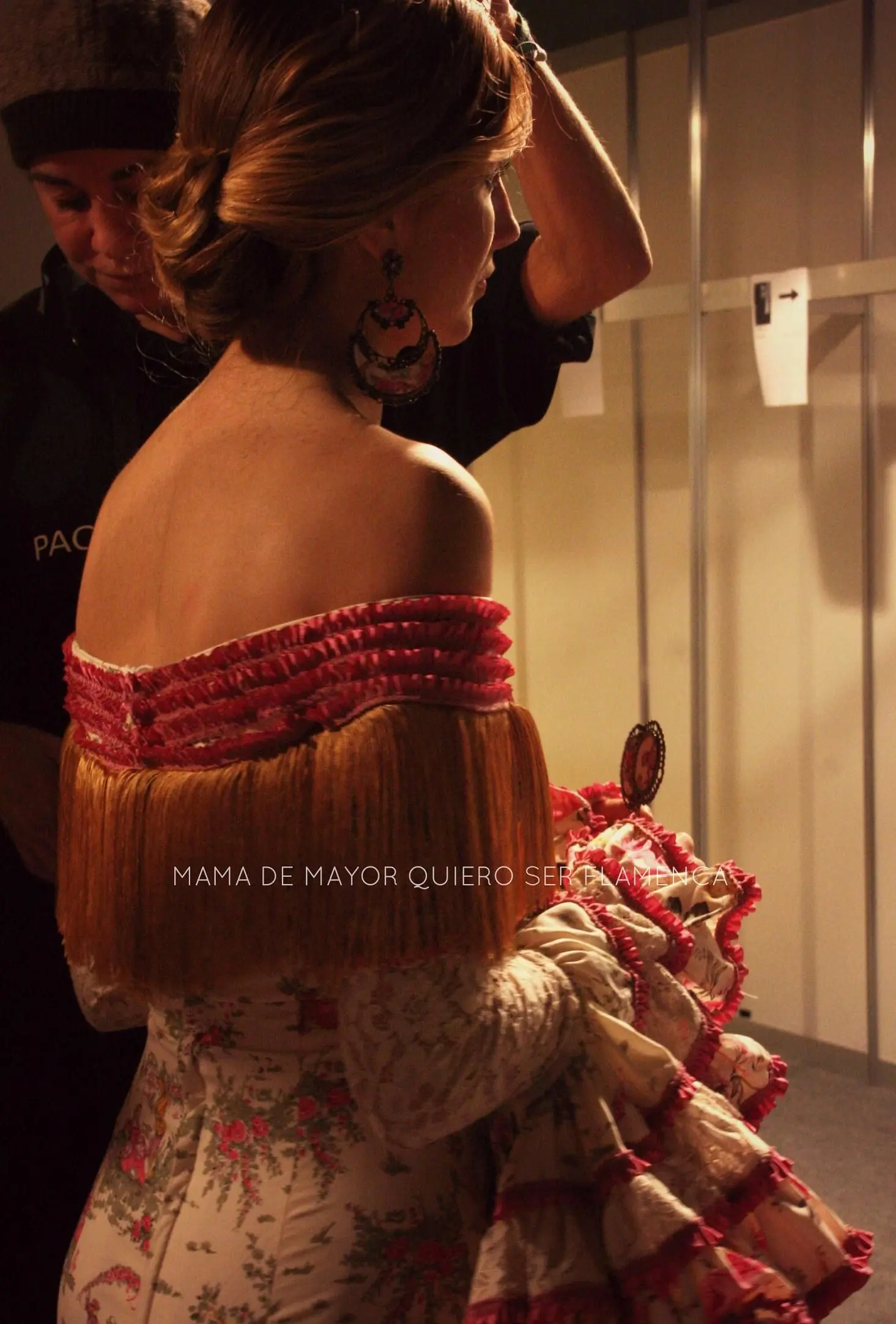 moda flamenca cordoba - Qué adorna el traje de la sevillana