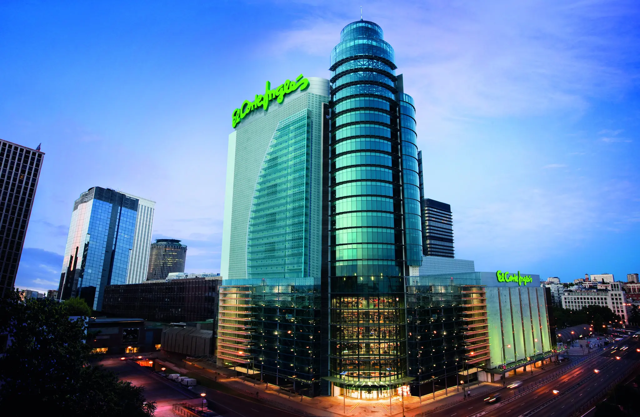 el corte inglés alicante edificio moda - Qué año se inauguró El Corte Inglés