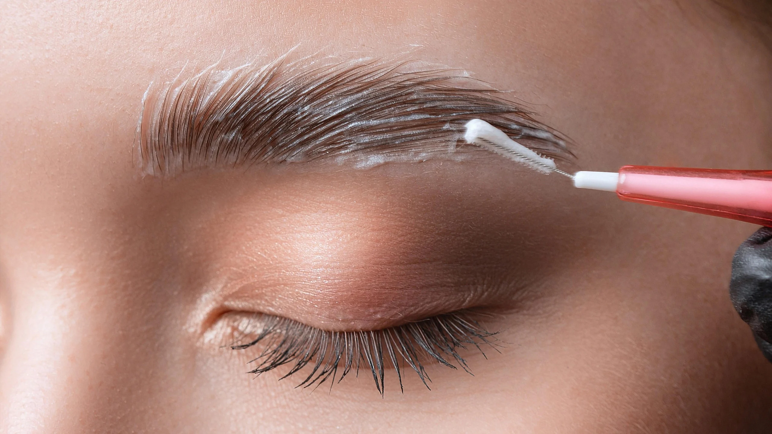 Moda Cejas Rubias: Tendencias y Consejos - Qué color de ceja para cabello rubio moda cejas rubias - Qué color de ceja para cabello rubio