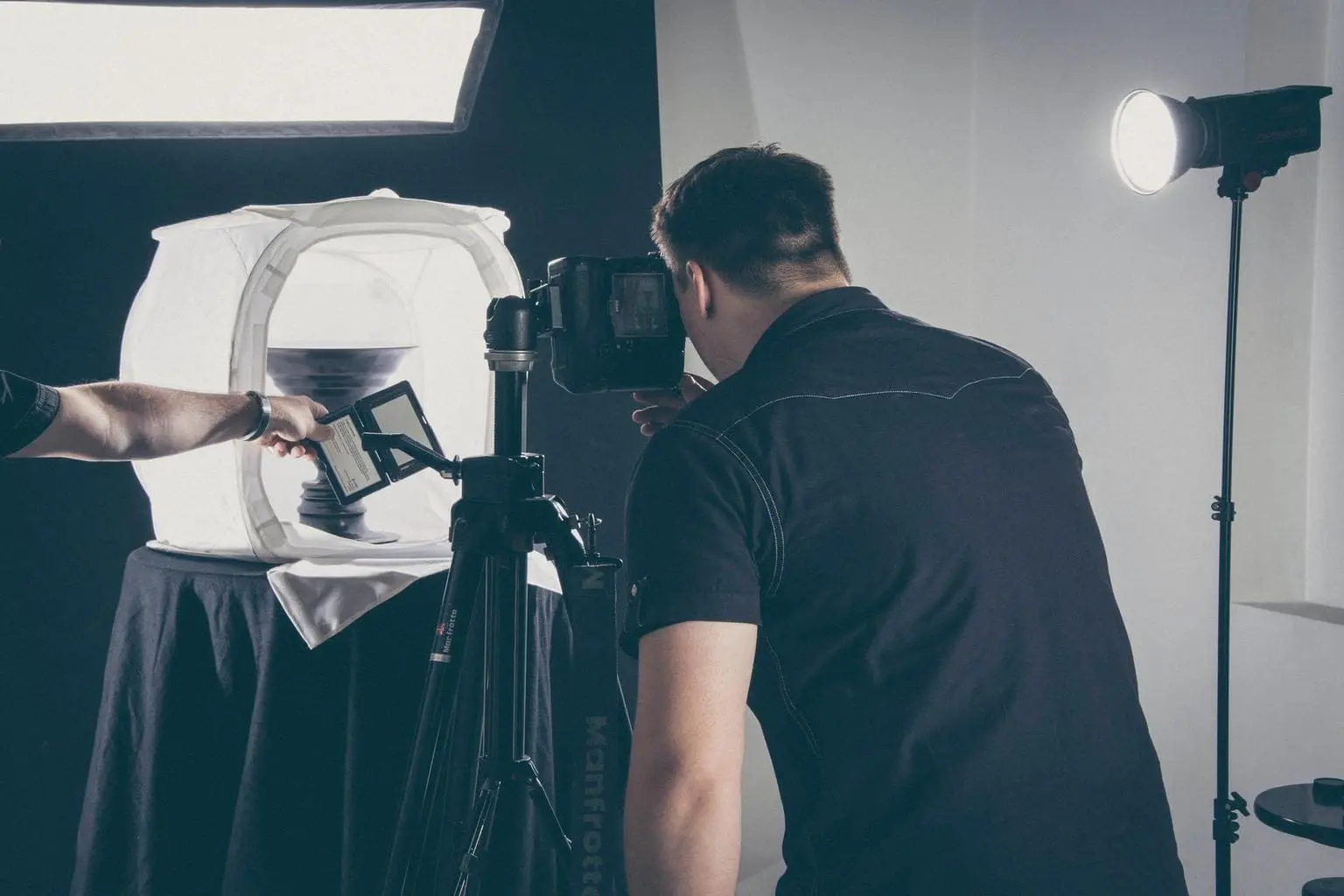 Fotografía de Producto Moda: Presenta tus productos con estilo - Qué hace un fotógrafo de producto fotografia de producto moda - Qué hace un fotógrafo de producto