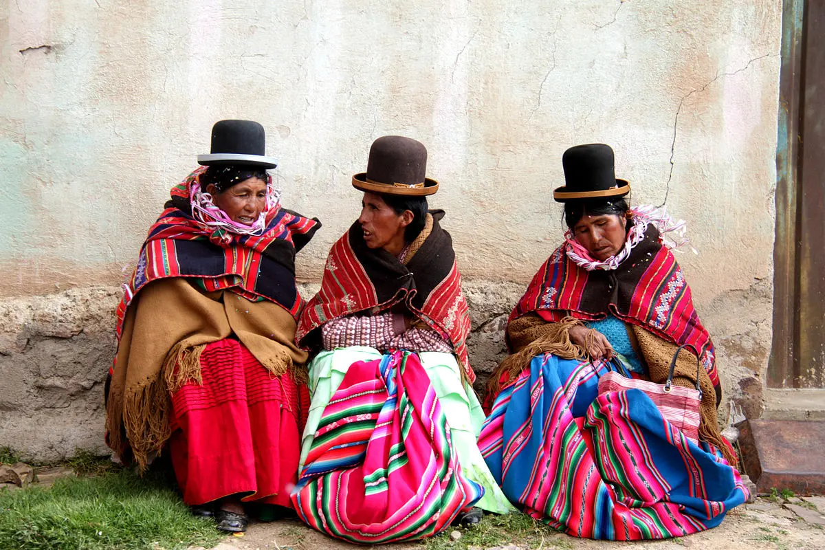 Cholitas paceñas de moda: una reivindicación cultural en la Gran Manzana - Qué representa la cholita paceña cholitas paceñas de moda - Qué representa la cholita paceña