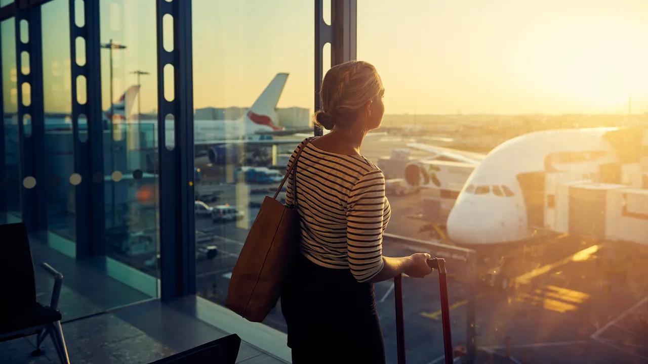 moda aeropuerto - Qué ropa no se puede usar en el aeropuerto