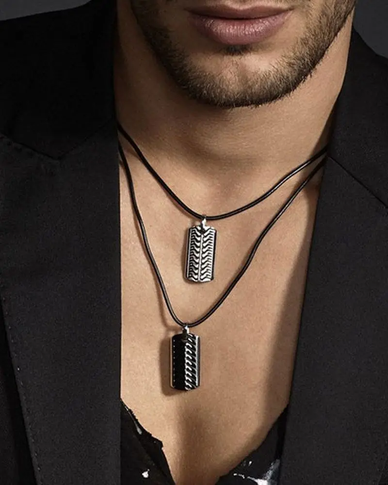 moda hombre collar para caballero - Qué significa el collar en el cuello de los hombres