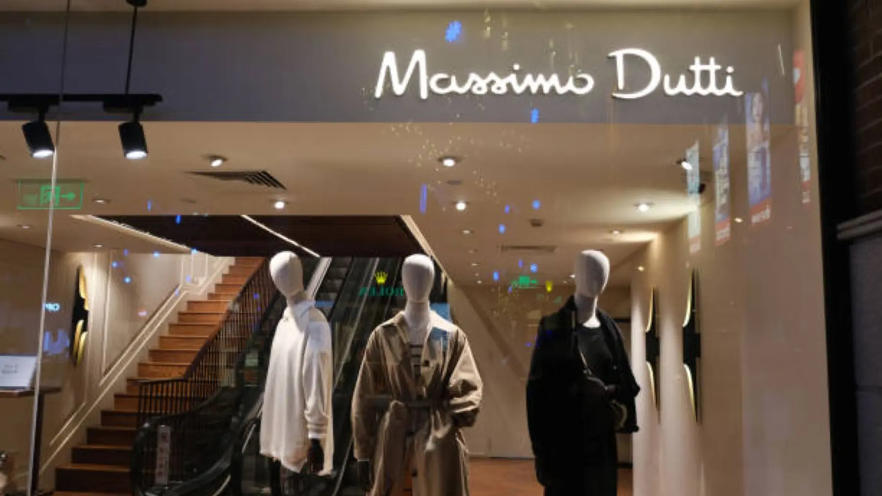 moda otoño invierno massimo dutti mujer - Quién es el creador de Massimo Dutti